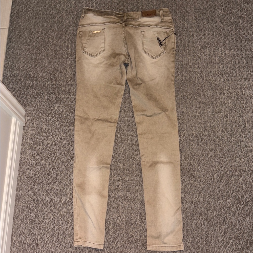 Logus Tan Pants - Picture 5 of 9